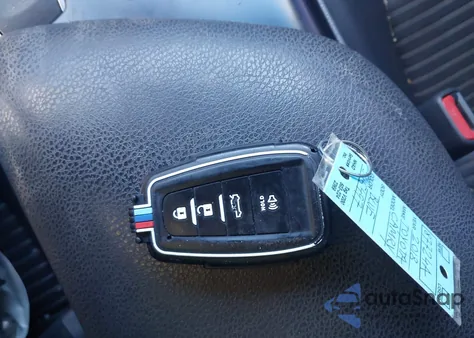 2018 Toyota Camry Se z USA, uszkodzony, nr VIN 4T1B11HK8JU545497